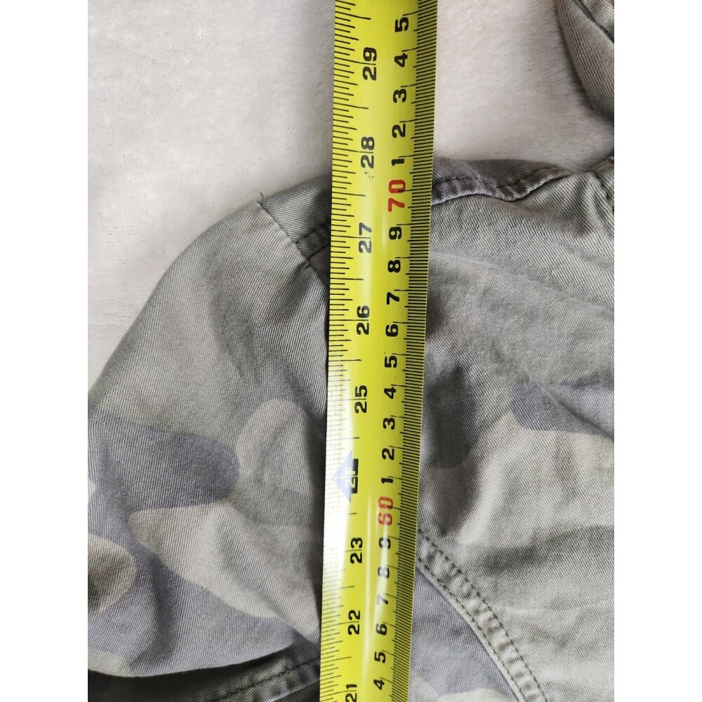 Hollister Womens Camo Utility Jacket Size Large Front Pockets & Button Detail - Picture 14 of 15